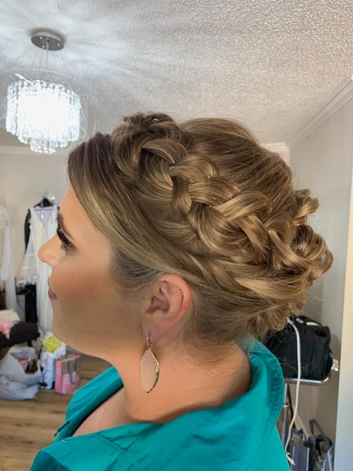 The Benefits of Using a Hair Salon for Special Occasions